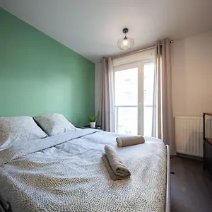 Le Petit Hector -studio Cosy Avec Parking -debourg Appartement